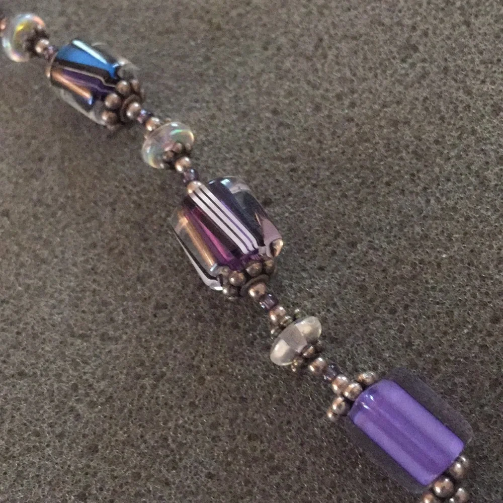 Purple Beaded Bracelet - Picture 2 of 13
